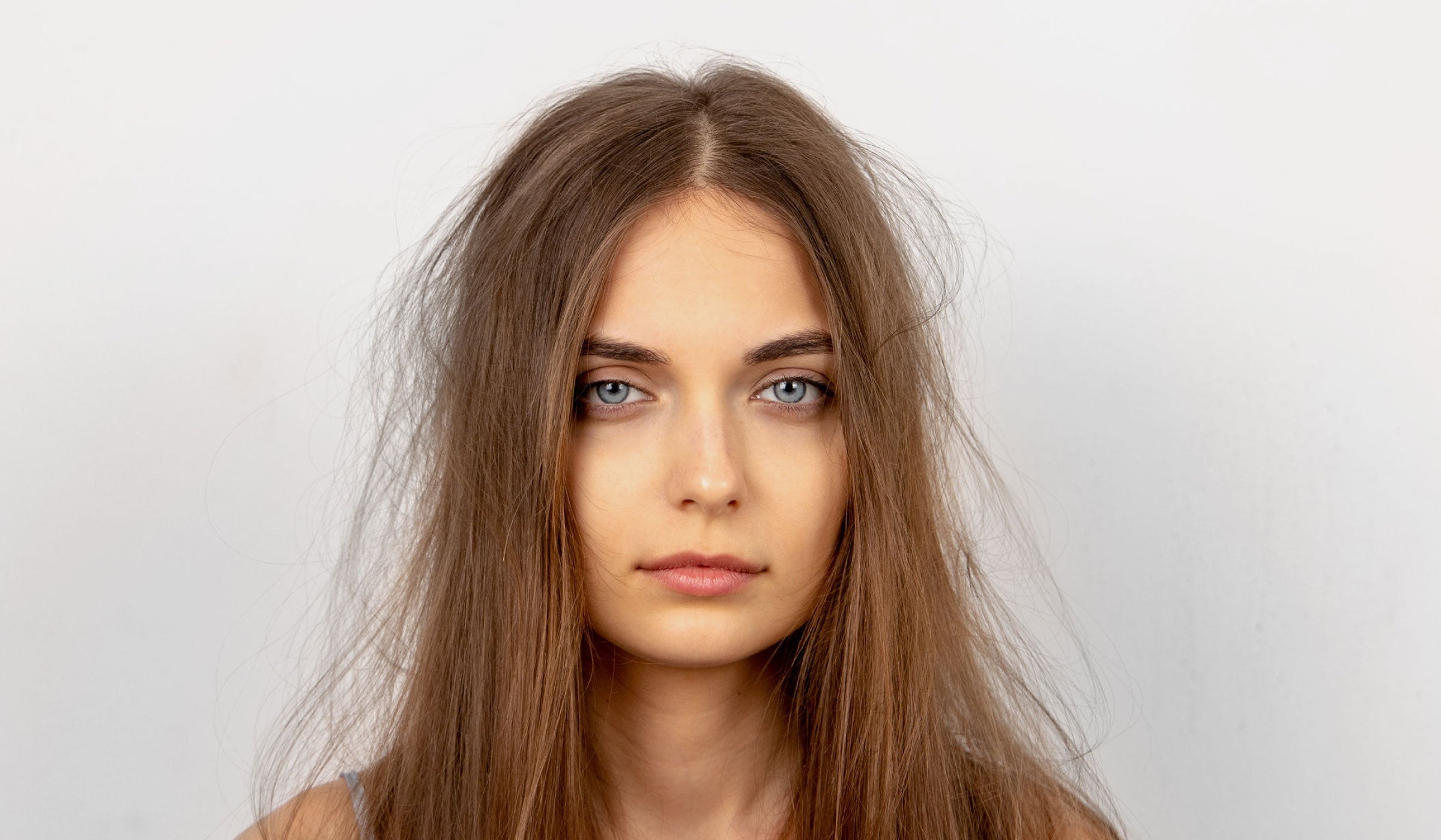 Using Sleep Masks for Healthier Hair: Combat Frizz and Breakage Effectively