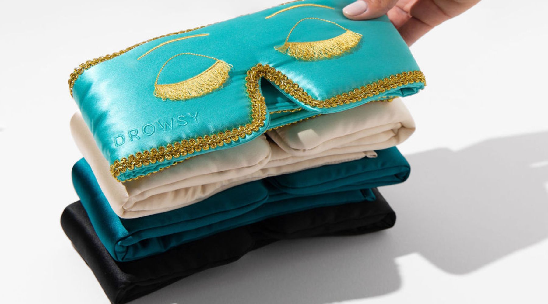 Exploring the benefits of using an eye mask for sleep