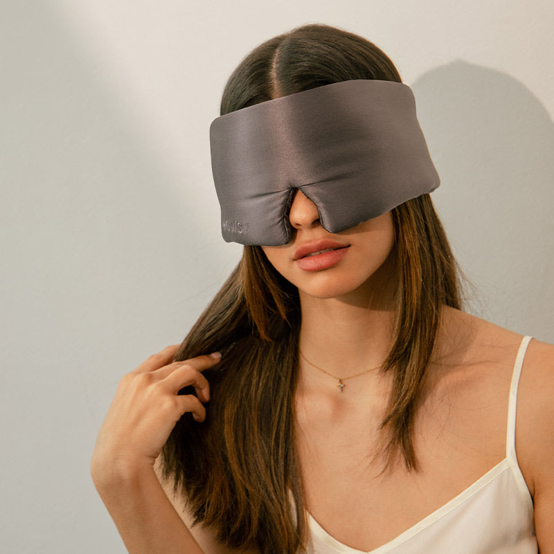 Drowsy-Sleep-Co-Moonlight-Shadow-Eye-Lash-Protecting-Silk-Sleep-Mask-13.jpg__PID:6c5e5aa7-a138-499b-9843-bd73ad10558a
